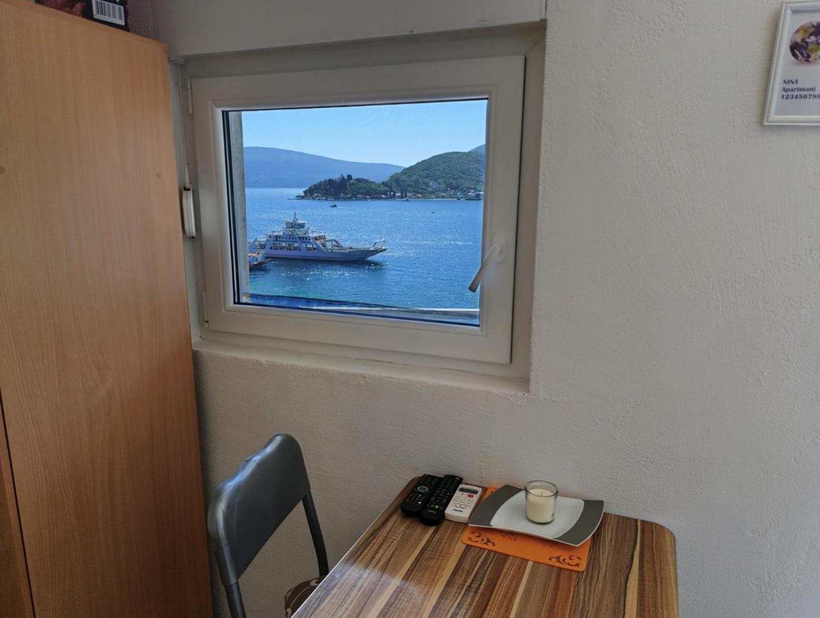 Apartments Eftimov Tivat Bagian luar foto